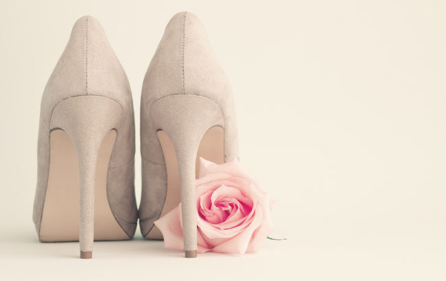 洋服以外もチェック！お見合いの服装にあう小物をご紹介！